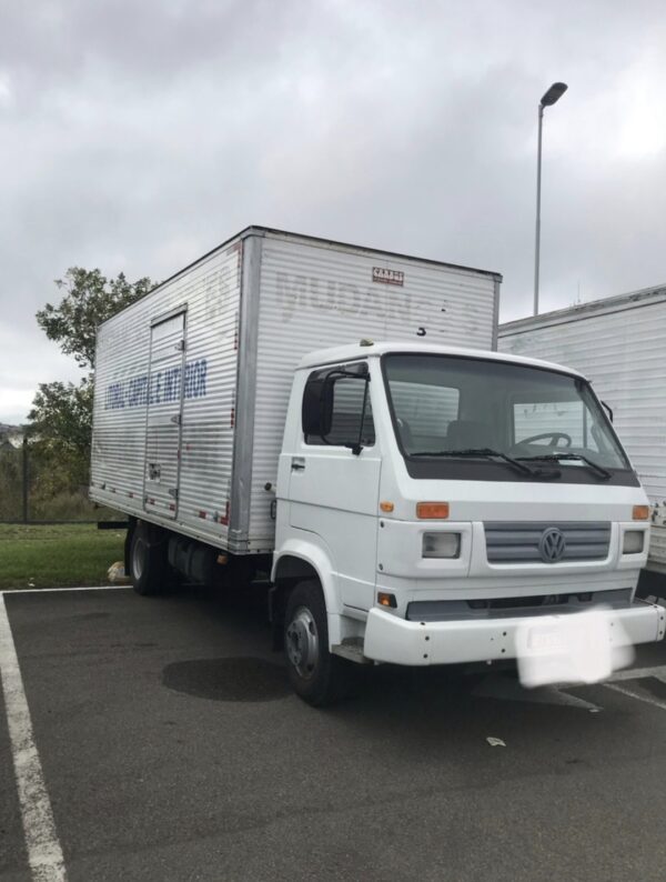 Frete com caminhão baú em Curitiba e região - Imagem 3