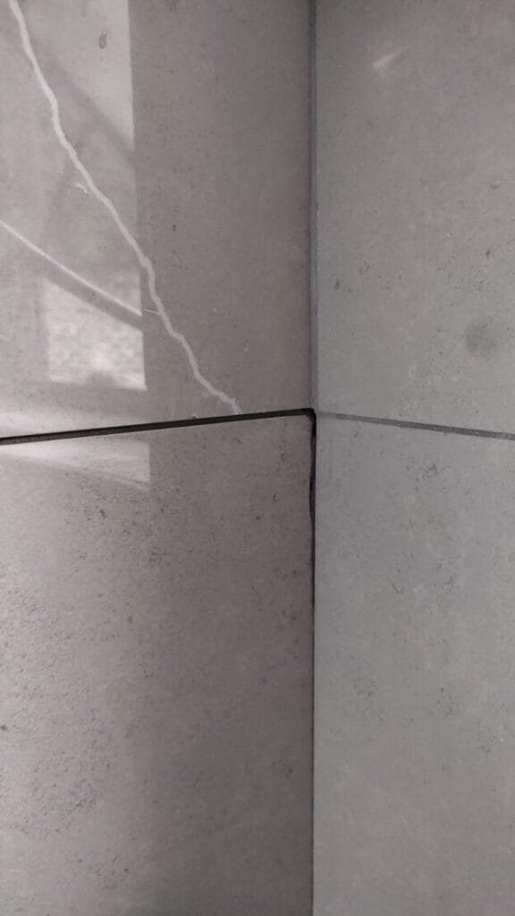 Azulejista em Curitiba: Porcelanato, Cerâmica e Pintura