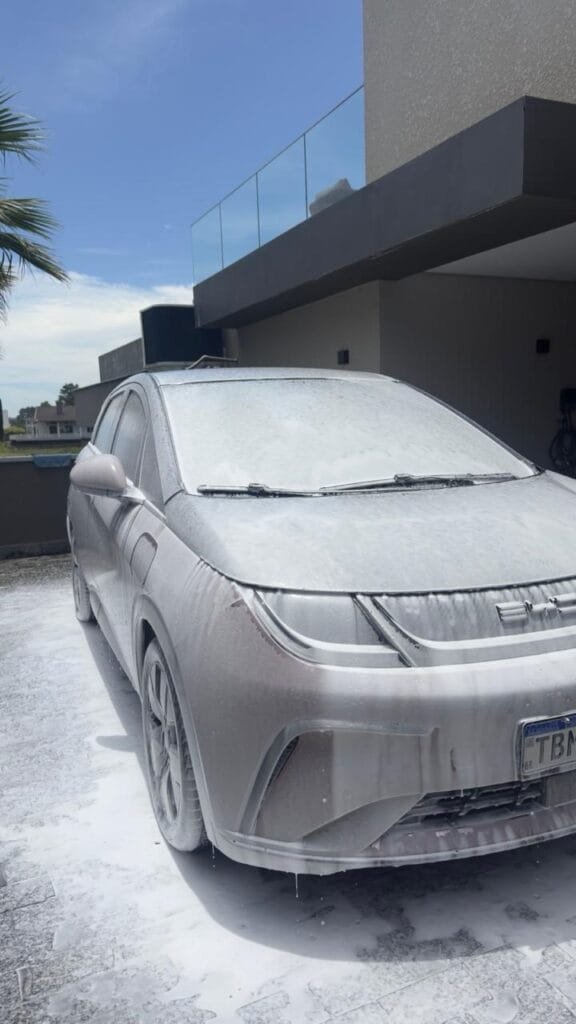 Lavagem Automotiva Curitiba — Atendimento Noturno sob Agendamento