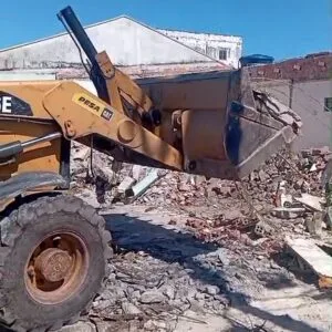 Demolição de Casas no Litoral do Paraná