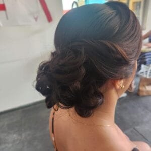Penteado em Curitiba — Ketlyn Oliveira Ximenes